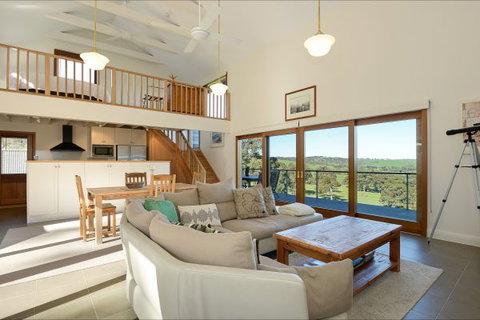 A Seascape Retreat - New South Wales Tourism  1